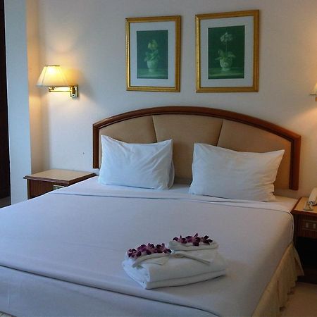Smile Inn Patong Ngoại thất bức ảnh