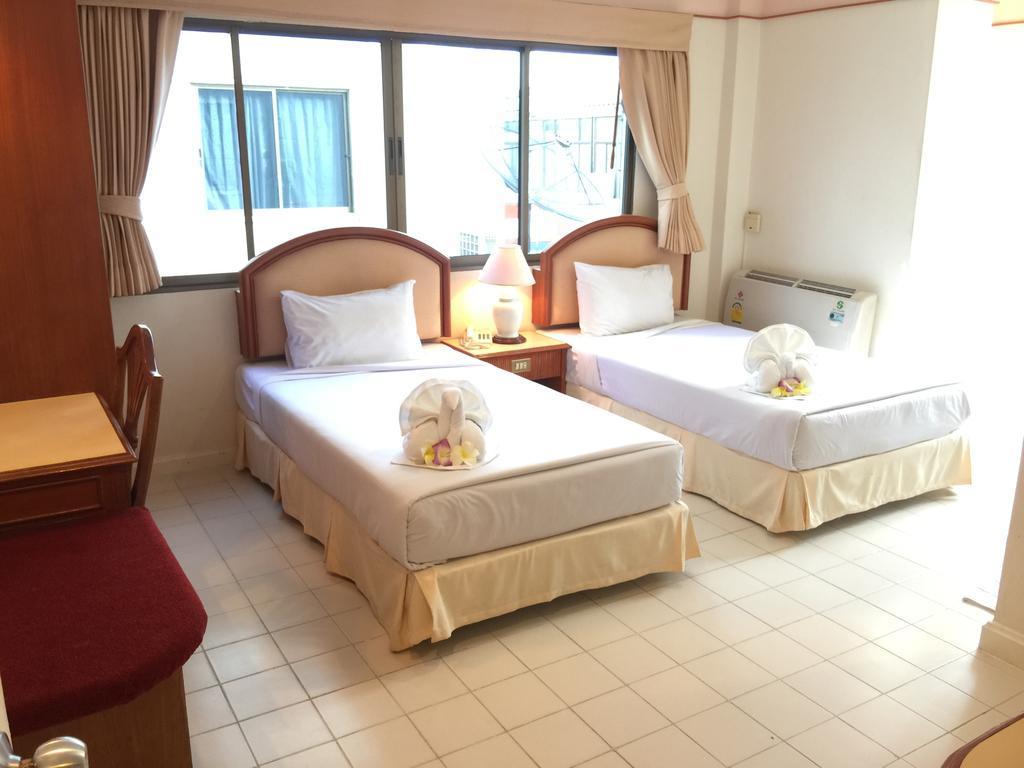 Smile Inn Patong Ngoại thất bức ảnh
