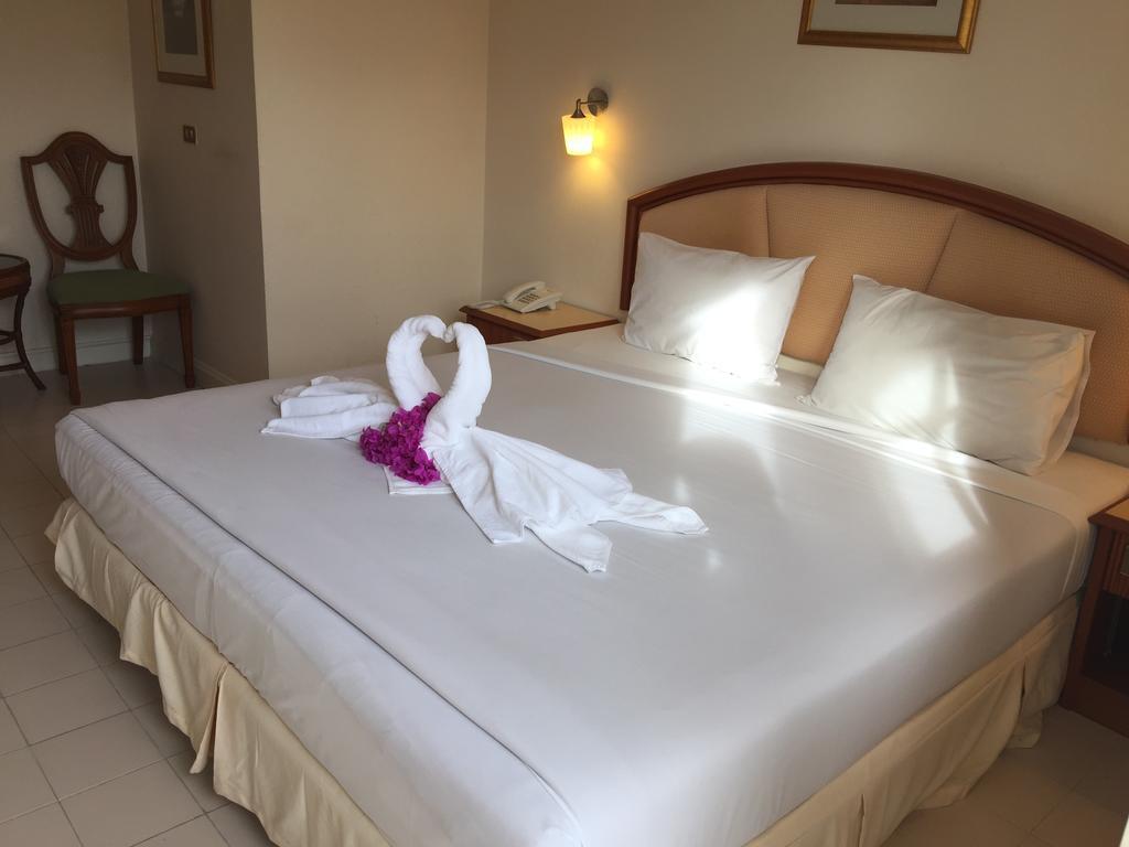 Smile Inn Patong Ngoại thất bức ảnh