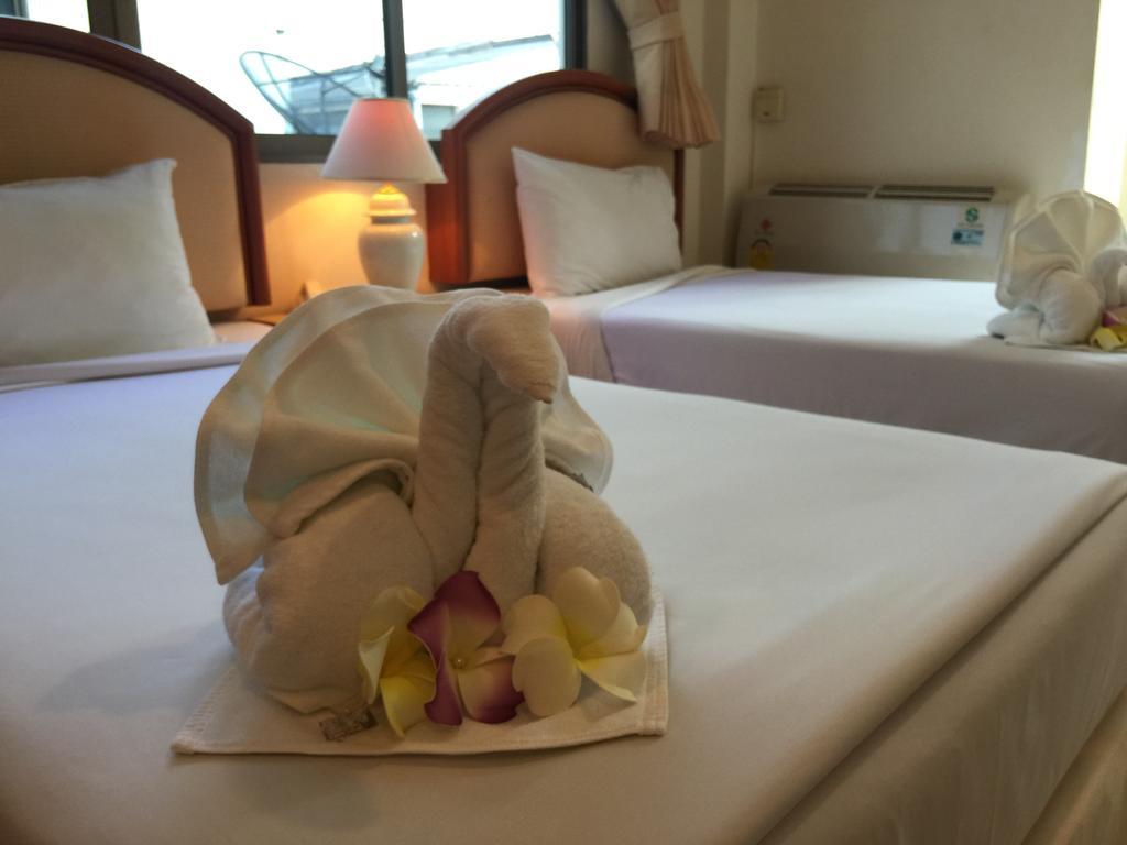 Smile Inn Patong Ngoại thất bức ảnh