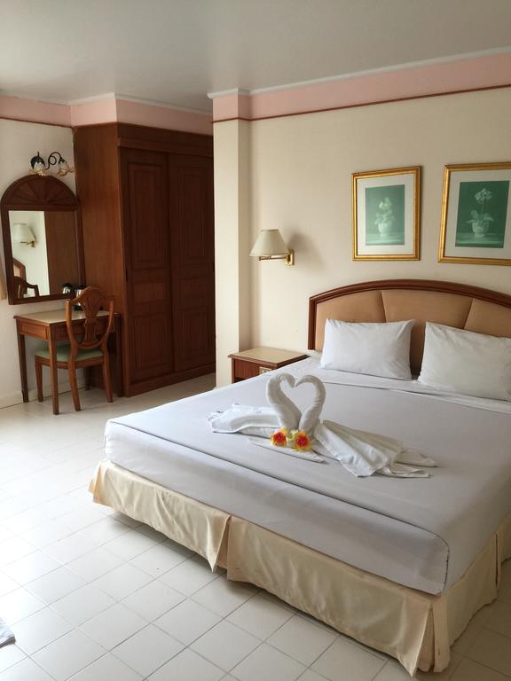 Smile Inn Patong Ngoại thất bức ảnh