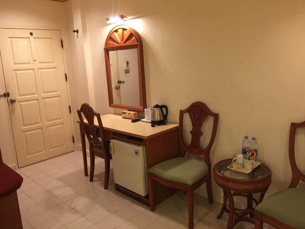 Smile Inn Patong Ngoại thất bức ảnh